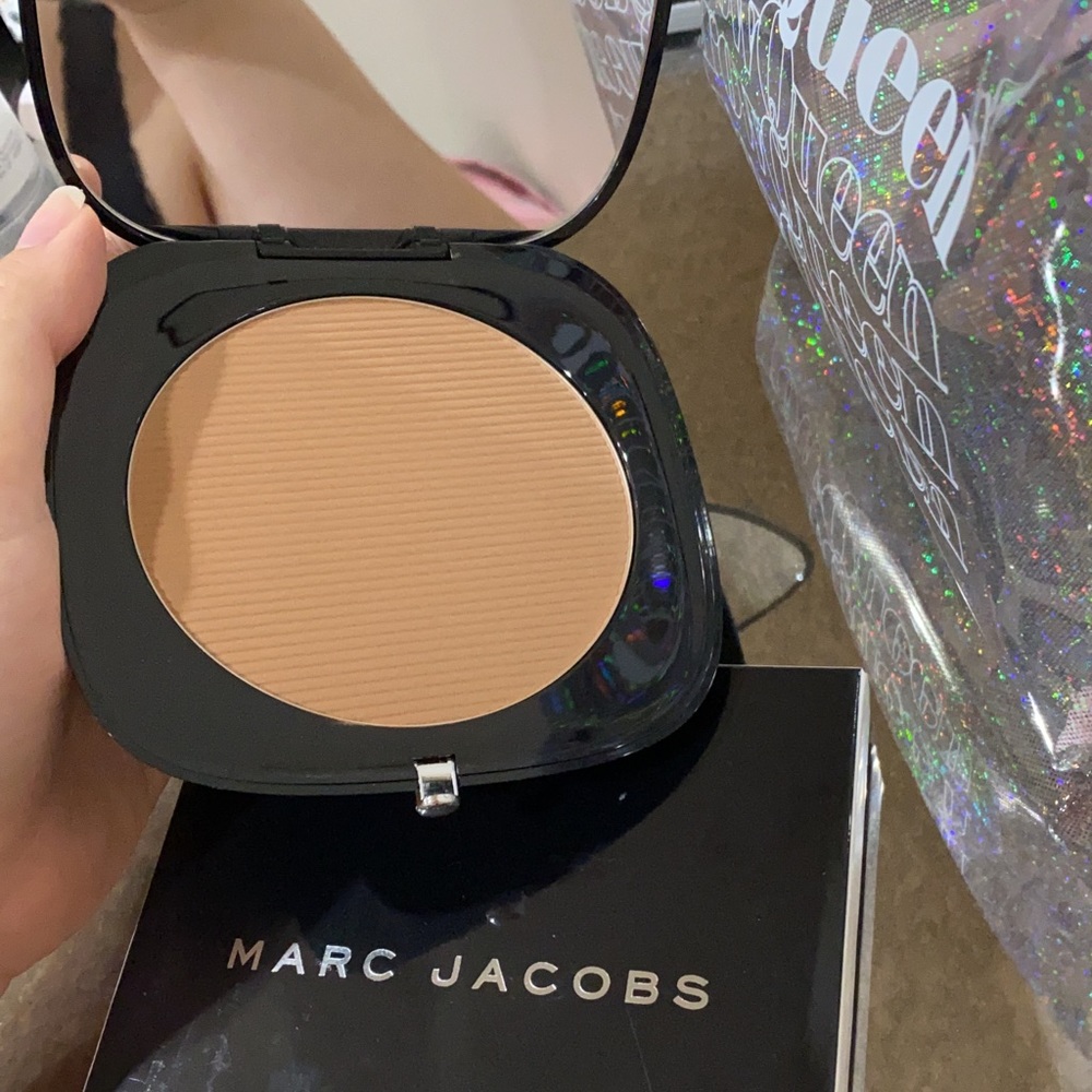 Bronzer